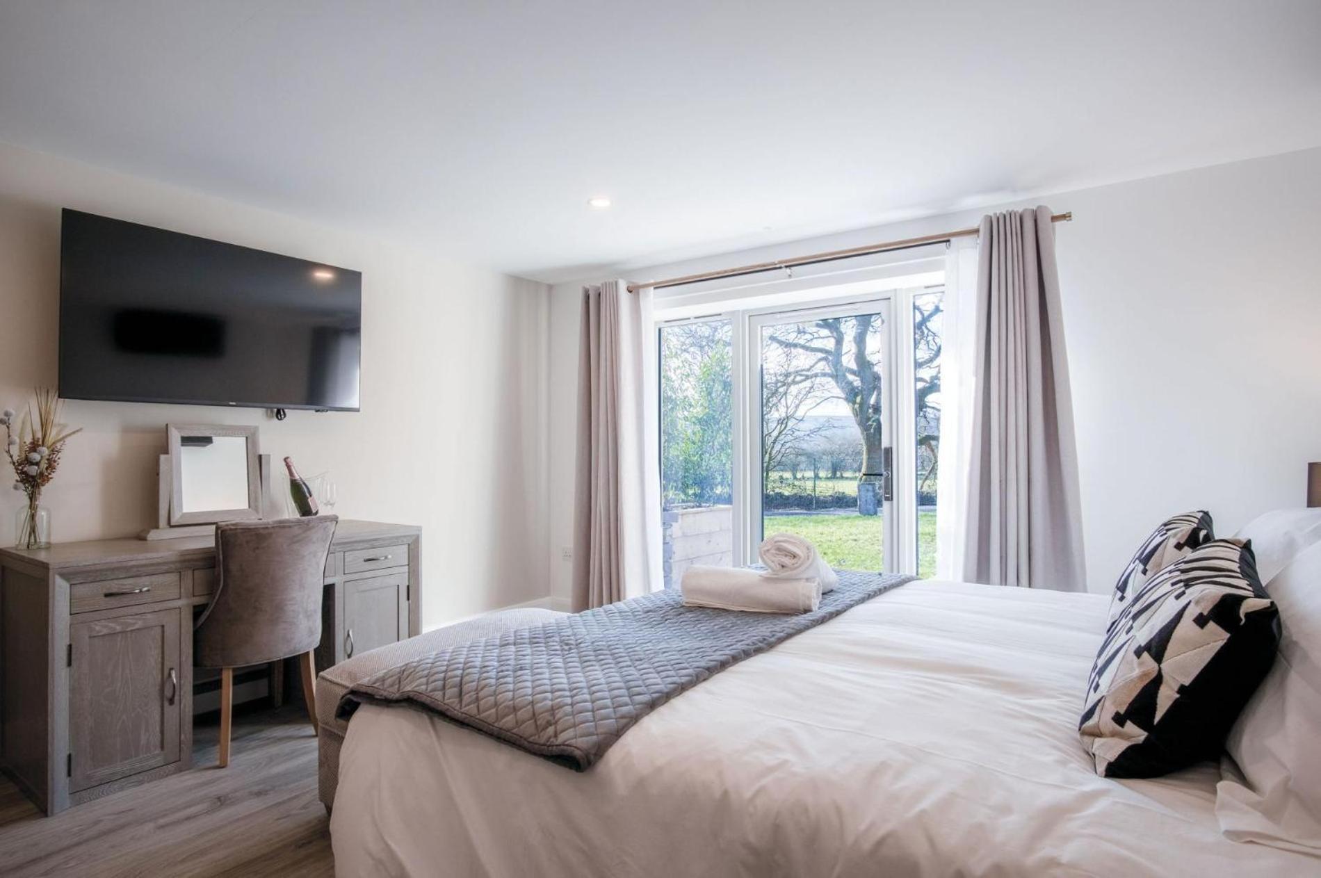 Suite 10 - Sleeping Giant Hotel - Pen Y Cae Inn Brecon Dış mekan fotoğraf