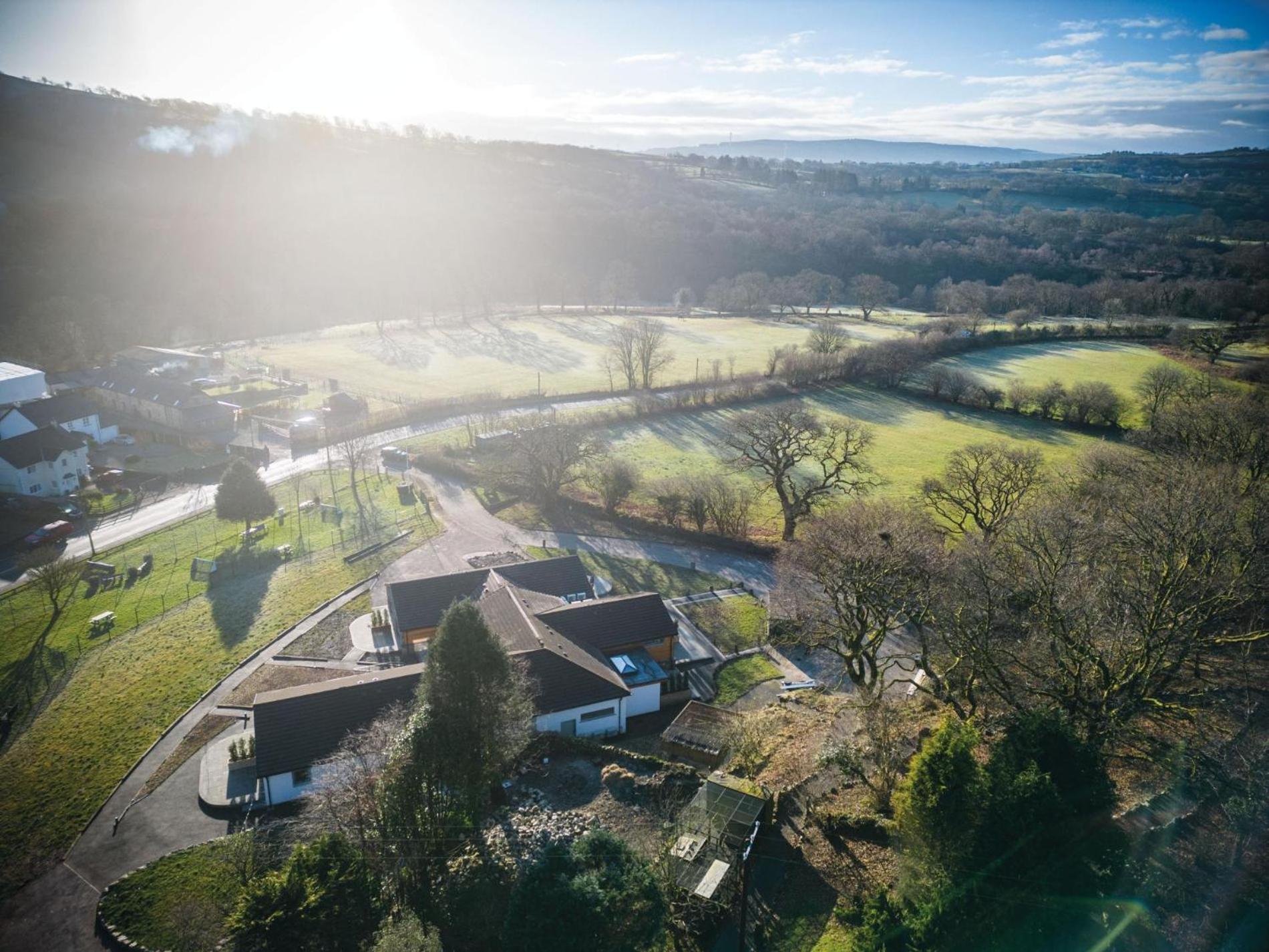 Suite 10 - Sleeping Giant Hotel - Pen Y Cae Inn Brecon Dış mekan fotoğraf